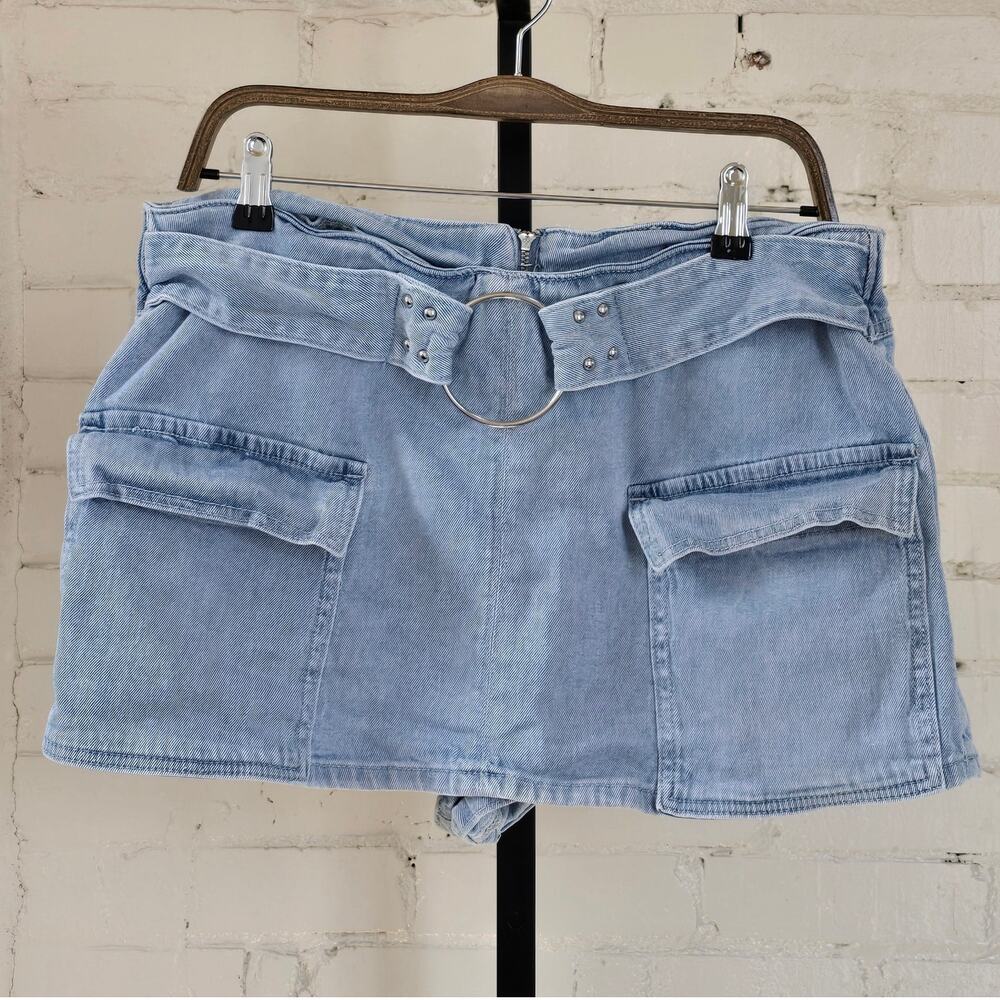 ​Madden NYC Y2K Denim Cargo Skort Light Wash┃Studded Belt┃ Brat Doll Baddie